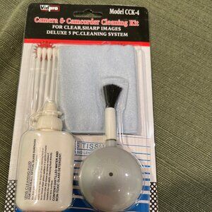 Vidpro Camera and Camcorder Cleaning Kit Deluxe 5 Piece Cleaning System CCK-4